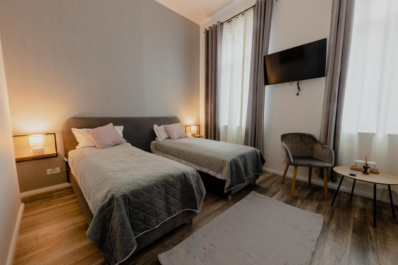Hotel No. 55 Buzău Exteriér fotografie